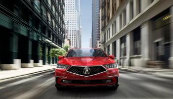 أكيورا RLX