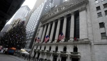 الواجهة الأمامية لبورصة نيويورك - رويترز