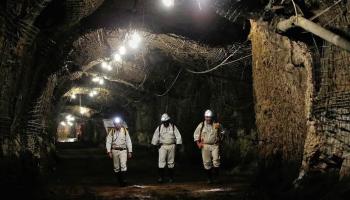 الآلاف يعملون في التنقيب غير القانوني بجنوب أفريقيا - أرشيفية