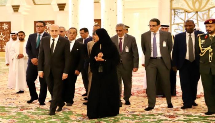 رئيس موريتانيا أثناء زيارته لجامع الشيخ زايد الكبير