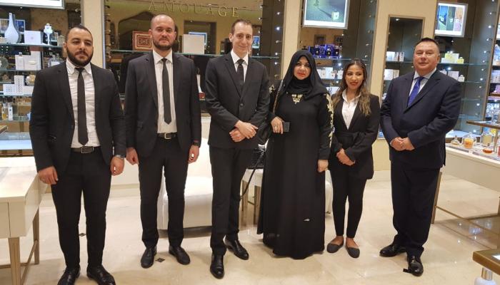 منى المنصوري في حفل الإطلاق
