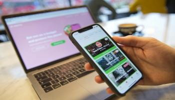 تطبيقات تسمح بشراء الغذاء الفائض في المطاعم بأقل الأسعار