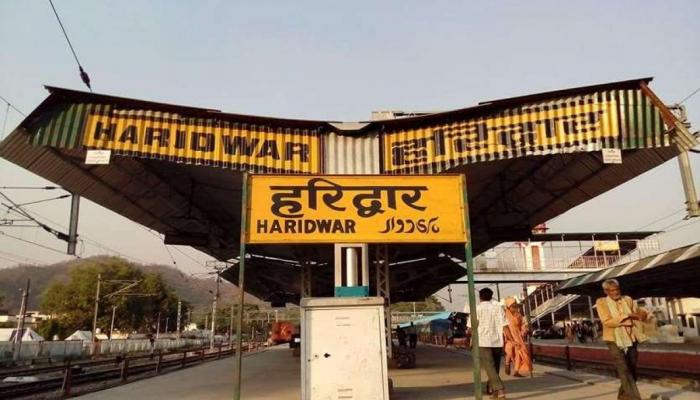 ہندوستان: ریلوے اسٹیشنوں کے سائن بورڈز سے نہیں ہٹے گی اردو زبان