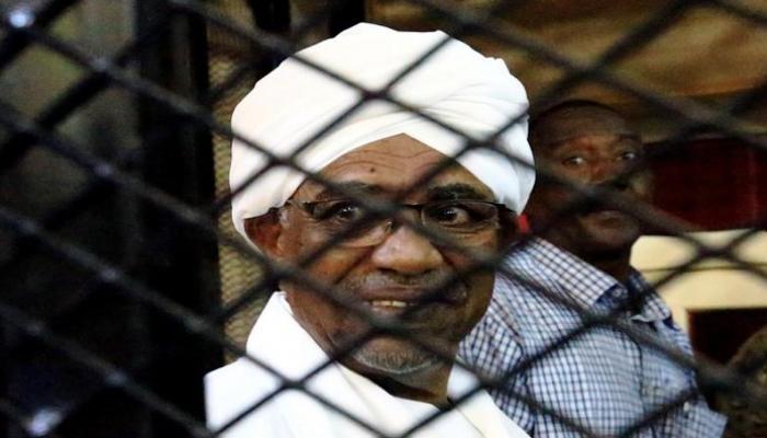 الرئيس السوداني المعزول عمر البشير - رويترز