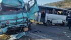 İzmir'de işçileri taşıyan servis kaza yaptı: 4 ölü, 8 yaralı