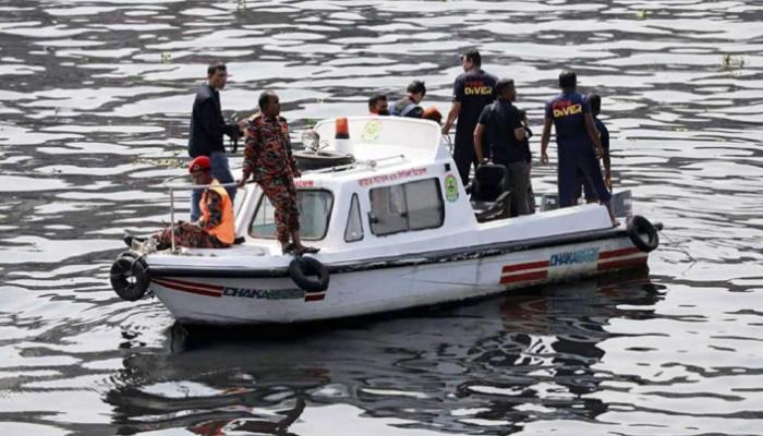 عناصر من فرق الإنقاذ في بنجلاديش - أرشيفية