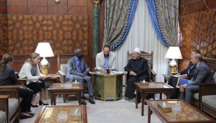 شيخ الأزهر خلال استقباله المستشار الخاص للأمم المتحدة لمنع الإبادة الجماعية