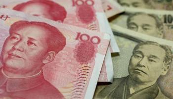 الين يتراجع لأدنى مستوى في 10 أشهر 