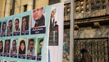 ملصقات انتخابية لقائمة الجنرال قاليباف في طهران - أرشيفية