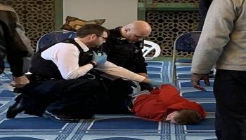 لحظة توقيف الشرطة البريطانية للمشتبه به