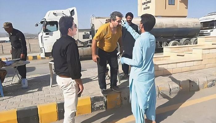 إجراءات مشددة من بلوشستان على الحدود الإيرانية- صحيفة داون نيوز