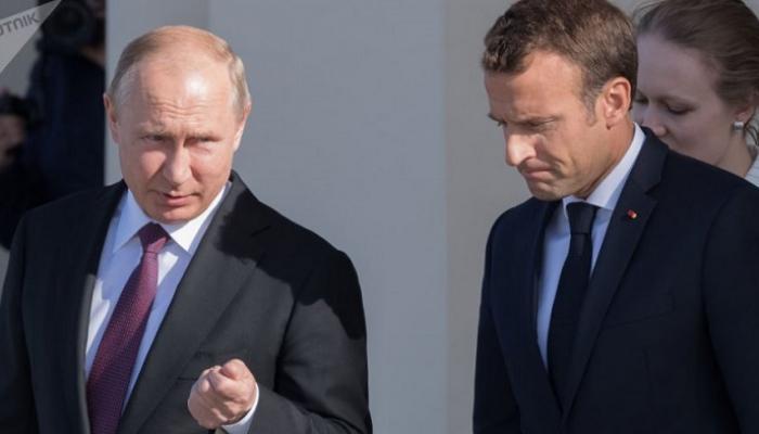 الرئيسان الفرنسي والروسي خلال لقاء سابق