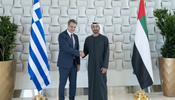 الشيخ محمد بن زايد مع رئيس وزراء اليونان (أرشيفية)