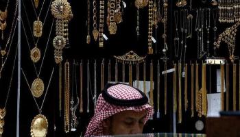متجر لبيع الذهب في الرياض - رويترز