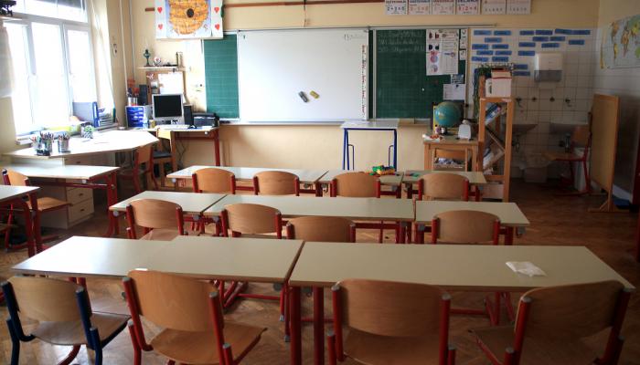 فصل خال من التلاميذ بسبب فيروس كورونا في سلوفينيا