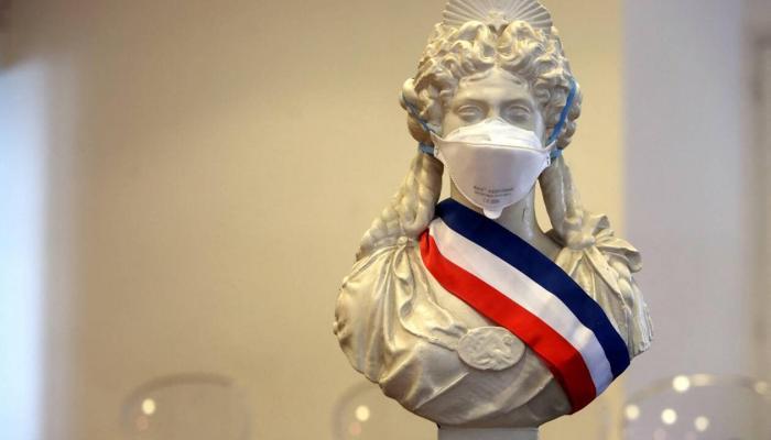 مخاوف من أزمة دستورية حال تأجيل الجولة الثانية للانتخابات البلدية الفرنسية