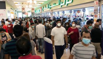 جهود لاحتواء انتشار كورونا في العالم