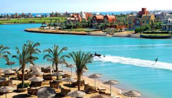 منتجع سياحي بمحافظة البحر الأحمر المصرية