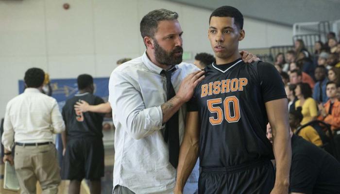 بن أفليك في مشهد من فيلم The Way Back