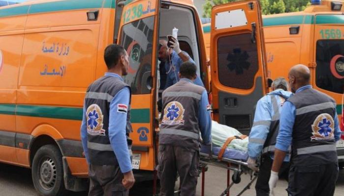 طاقم الإسعاف في حادث مروري سابق - أرشيفية