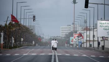 ضباط شرطة بأحد شوارع مدينة الدار البيضاء