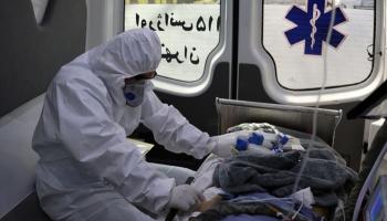 كورونا يصيب 44 ألفا و606 في إيران