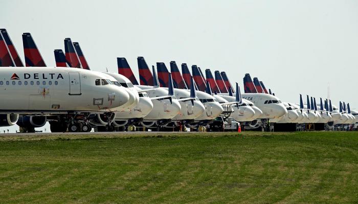 طائرات تتبع شركة دلتا إيرلاينز الأمريكية