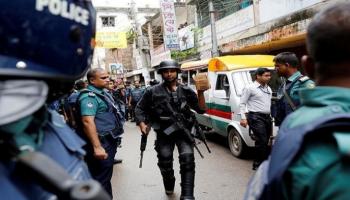 عناصر من الشرطة في بنجلاديش