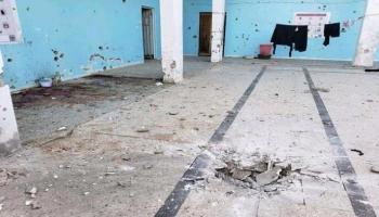 آثار لقصف حوثي سابق - أرشيفية 