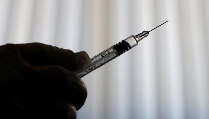 العلماء يبشرون بأن لقاح كورونا قد يكون جاهزا بحلول الخريف