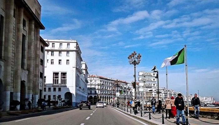 النفط يعد مصدر الدخل الأهم للجزائر