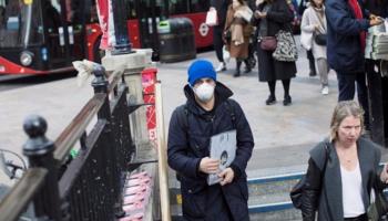 إجمالي المصابين في بريطانيا 98 الفا و476