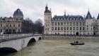 فرنسا تسجل 395 وفاة جديدة بكورونا.. الفيروس ظهر في أنهار باريس