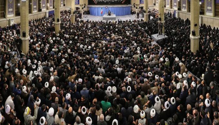 البث المباشر الذي حضره خامنئي في بيته - أرشيفية