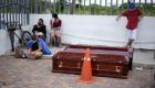جثث ضحايا كورونا تتكدس في شوارع الإكوادور 