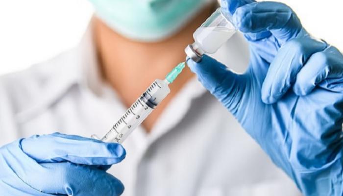 إيطاليا تخطط لتجارب بشرية بلقاح واعد - ديلي ميل