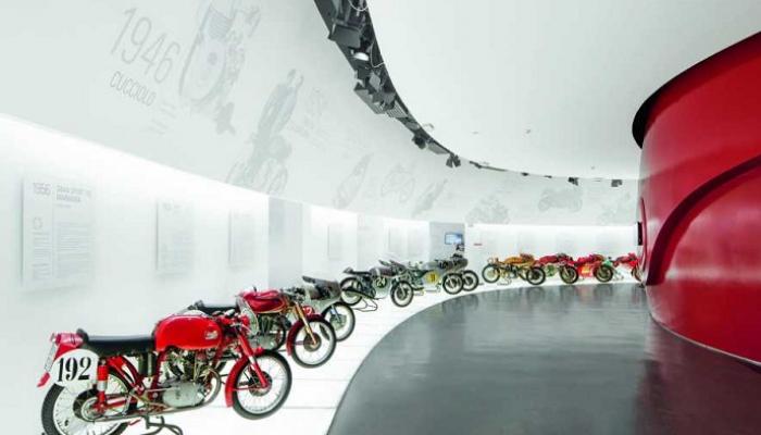 جولات افتراضية لمتاحف الدراجات النارية