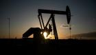 النفط يهبط بضغوط ارتفاع المخزون الأمريكي