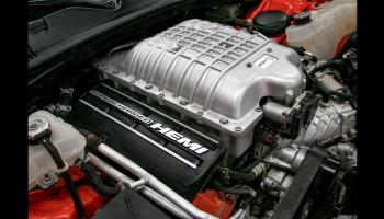 محرك سوبر تشارج V8-أرشيفية