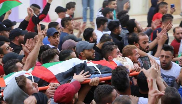 تشييع جنازة طفل استشهد برصاص الاحتلال