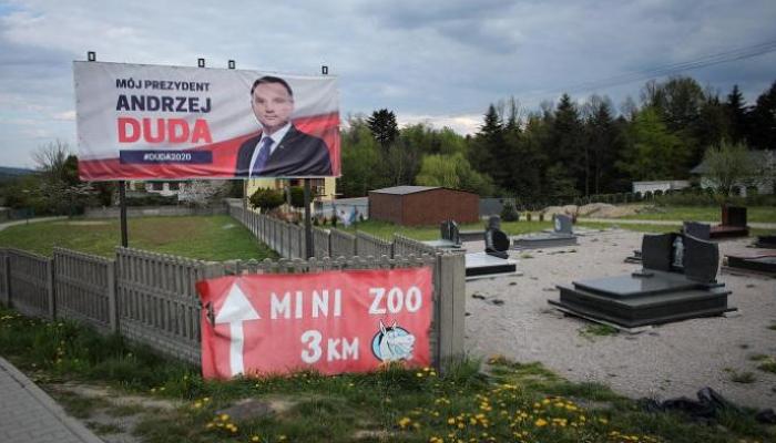 جدل واسع بشأن موعد الانتخابات الرئاسية ببولندا