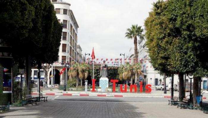  وسط مدينة تونس خالٍ من المارة بسبب كورونا - رويترز 