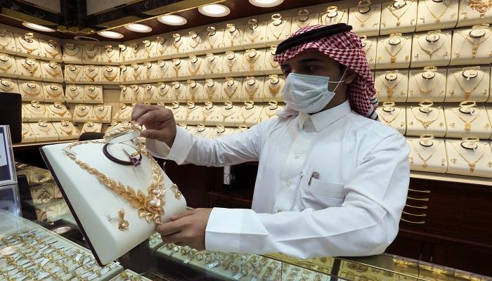 متجر لبيع الذهب في السعودية - رويترز
