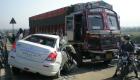 24 قتيلا في تصادم شاحنتين بالهند
