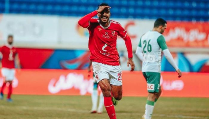 محمود عبدالمنعم كهربا لاعب الأهلي المصري