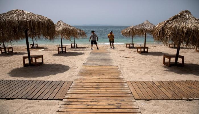 إعادة فتح الشواطئ في اليونان 