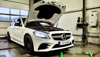  مرسيدس AMG C 43 