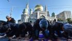 "إفطار القرن" يغذي فرحة مسلمي روسيا بعيد الفطر