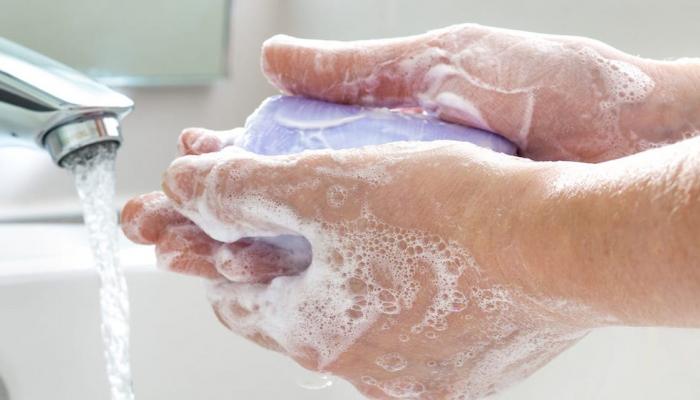 غسل اليدين لمدة 20 ثانية من أفضل الطرق لوقف انتشار كورونا