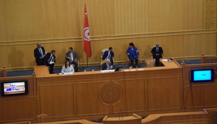 برلمان تونس يبدأ مساءلة الغنوشي